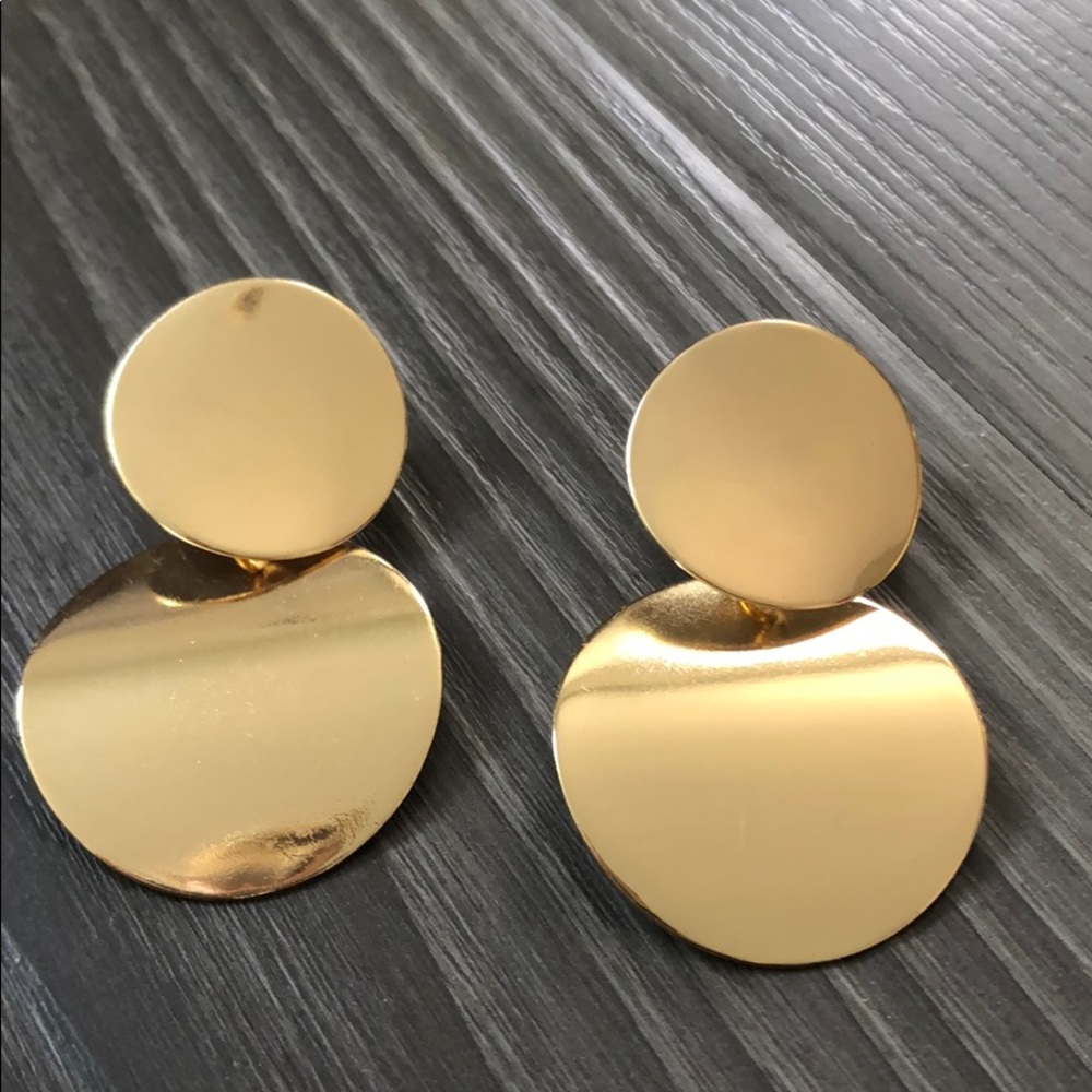 Set of new trendy gold earrings - Picture 9 of 11